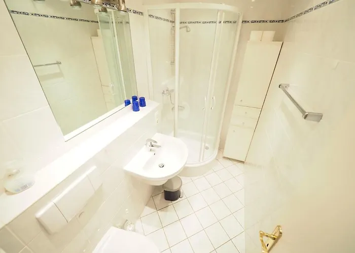 Appartement-6 *